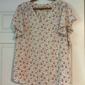 LOFT Floral Blouse! 🌸